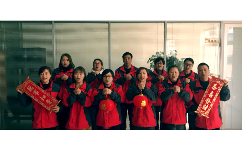旭派電池銷售服務(wù)部給您拜年啦！